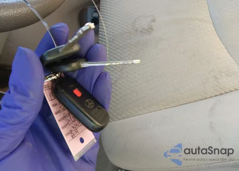 2006 Toyota Highlander z USA, uszkodzony, nr VIN JTEGD21A160148992